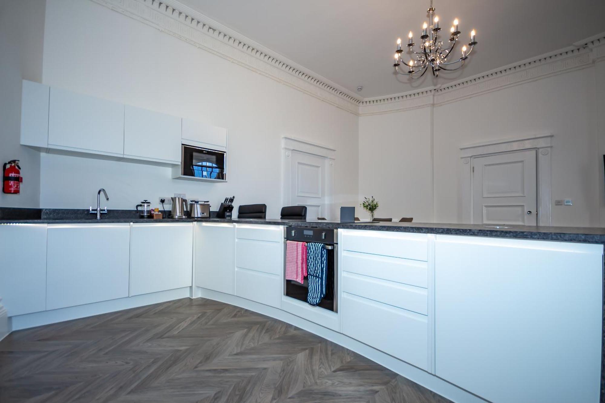 Luxury 1 Bedroom Ground Floor Apartment Плаймаут Экстерьер фото